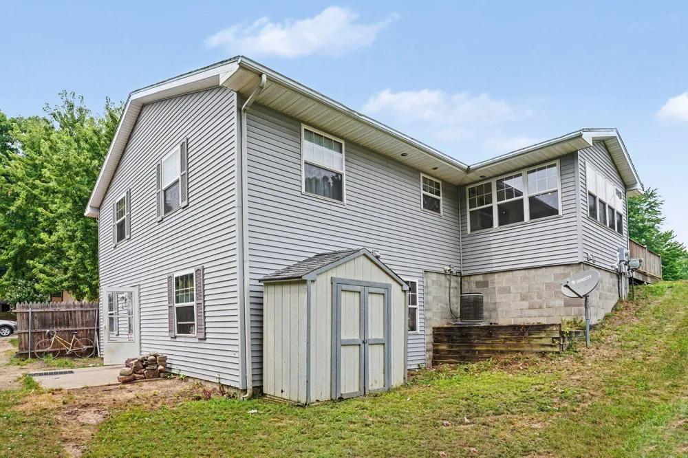 1946 Nazareth Road Kalamazoo Charter Township, MI 49048
