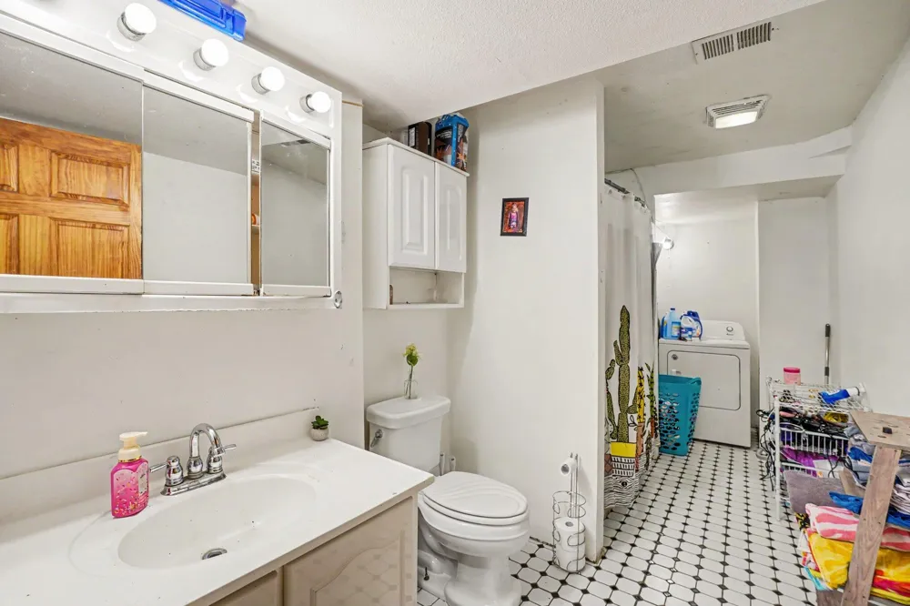 1946 Nazareth Road Kalamazoo Charter Township, MI 49048