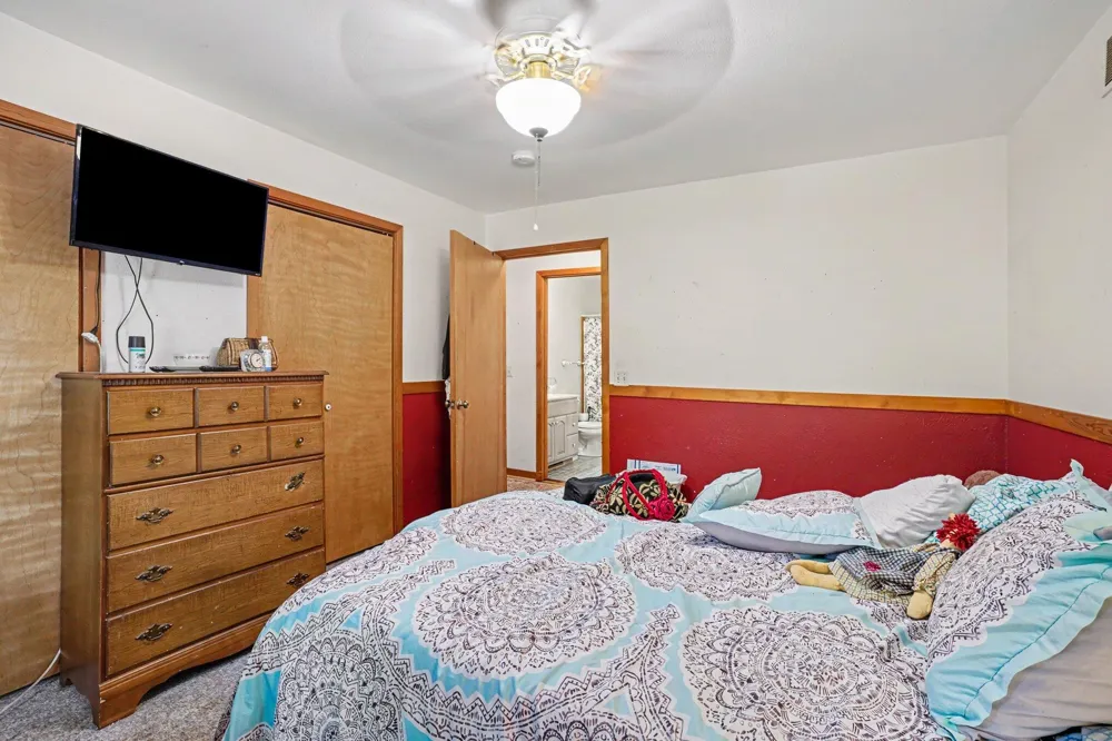 1946 Nazareth Road Kalamazoo Charter Township, MI 49048