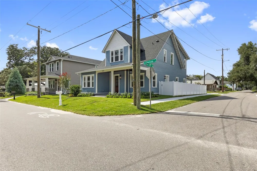1224 E CHELSEA STREET Tampa, FL 33603