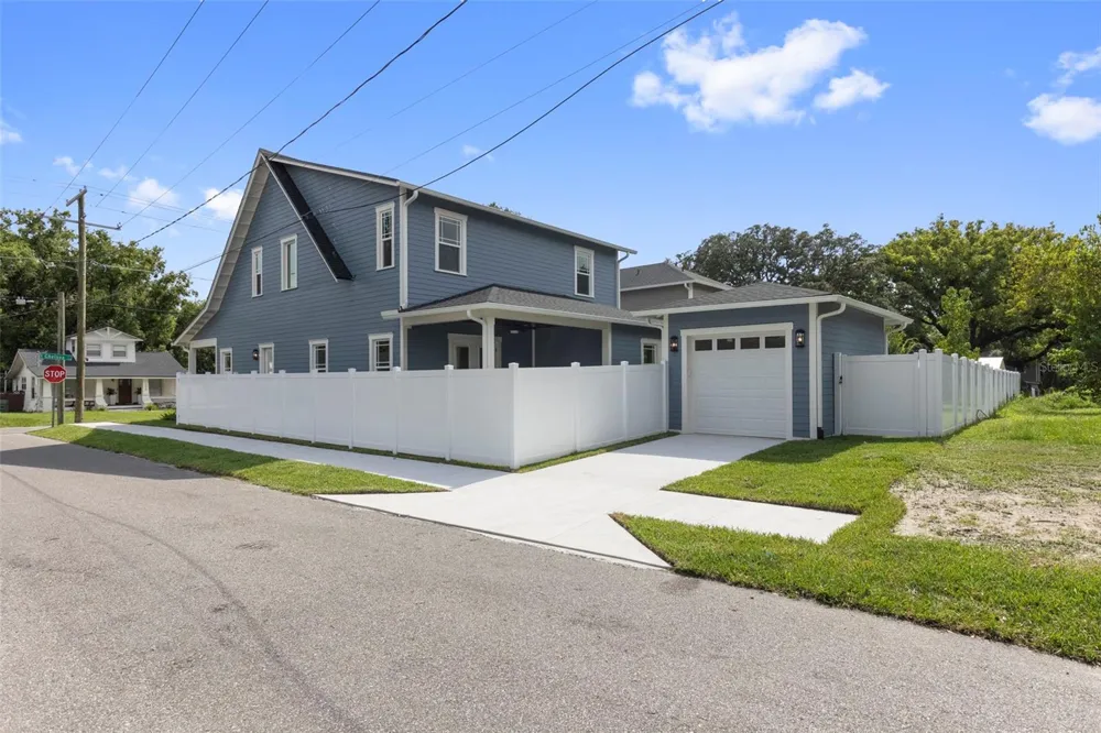 1224 E CHELSEA STREET Tampa, FL 33603