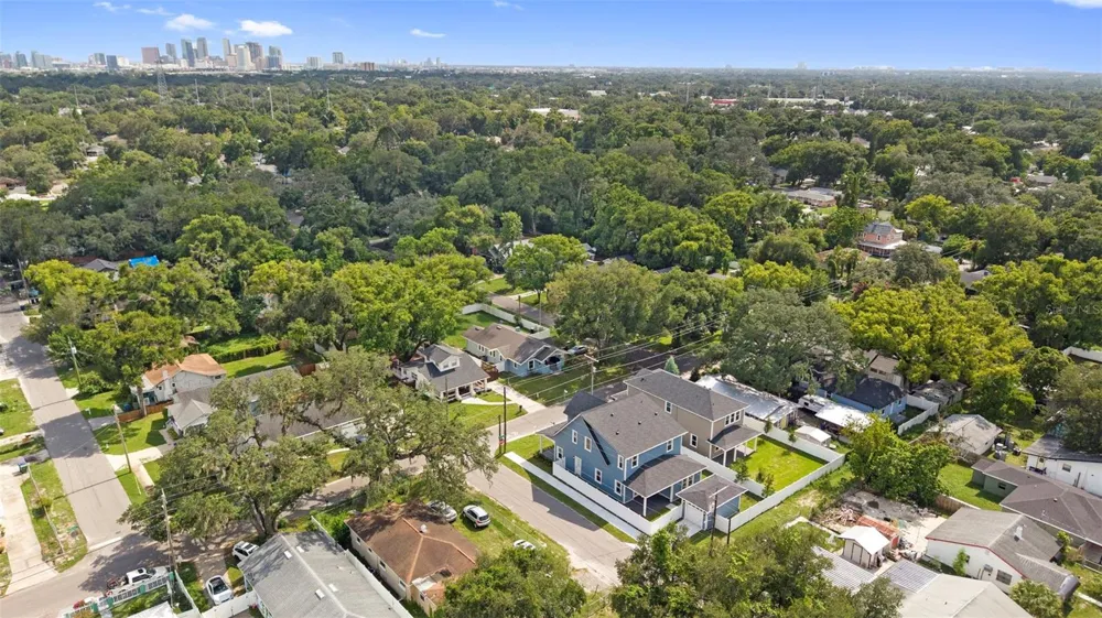 1224 E CHELSEA STREET Tampa, FL 33603