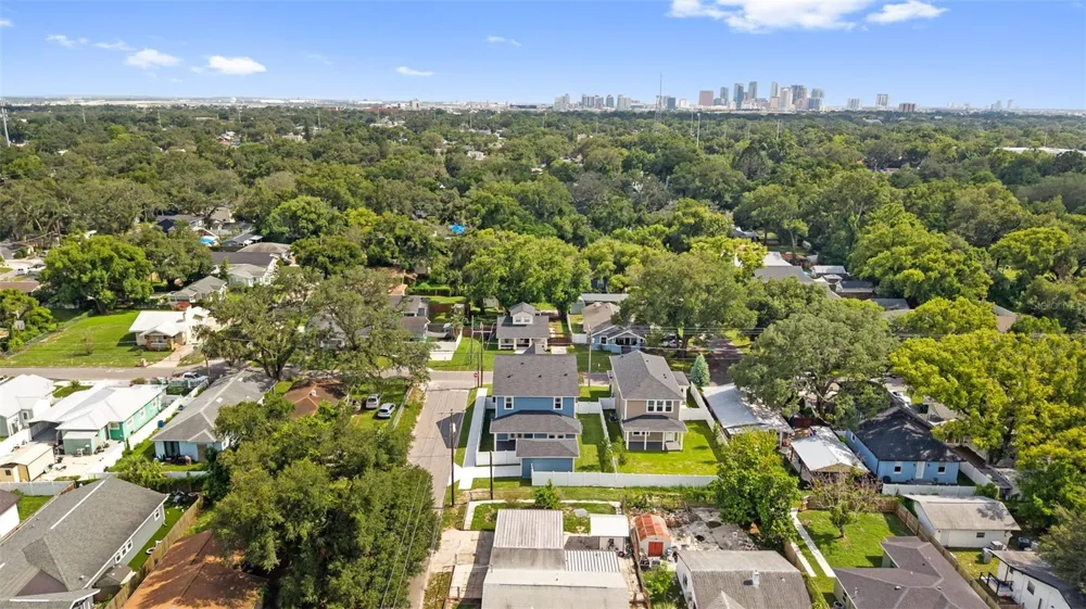 1224 E CHELSEA STREET Tampa, FL 33603