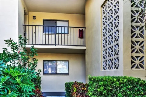 2415 BAYSHORE GARDENS PARKWAY #7
