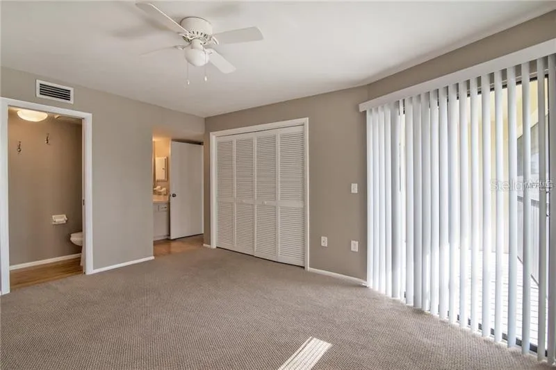 2415 BAYSHORE GARDENS PARKWAY #7 Bradenton, FL 34207