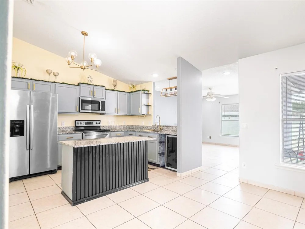 559 HUMMINGBIRD COURT Poinciana, FL 34759