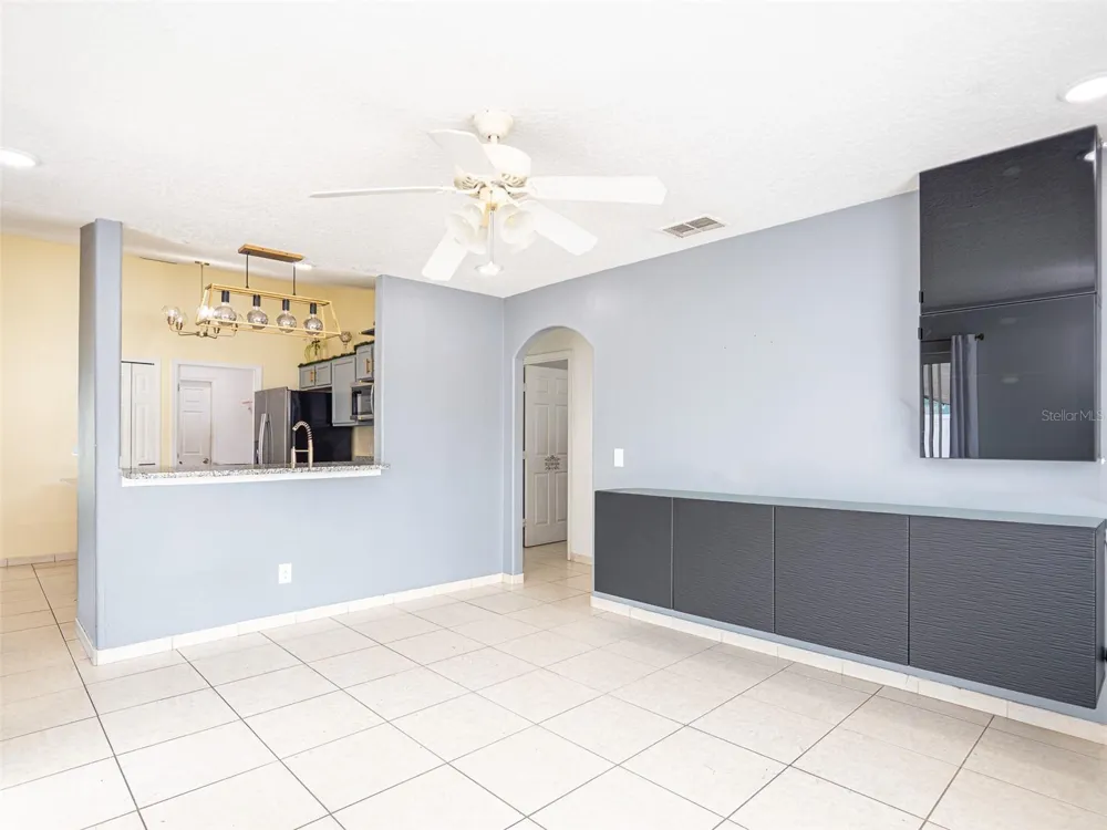 559 HUMMINGBIRD COURT Poinciana, FL 34759