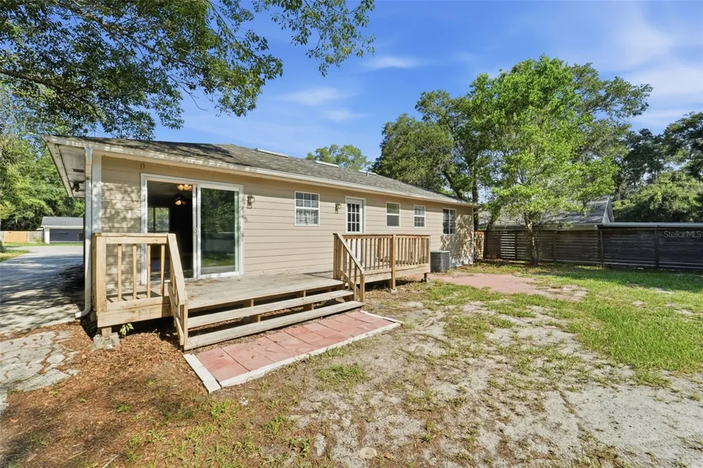 451 S BLUE LAKE AVENUE Deland, FL 32724