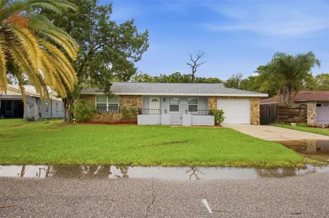 8531 HORIZON LANE