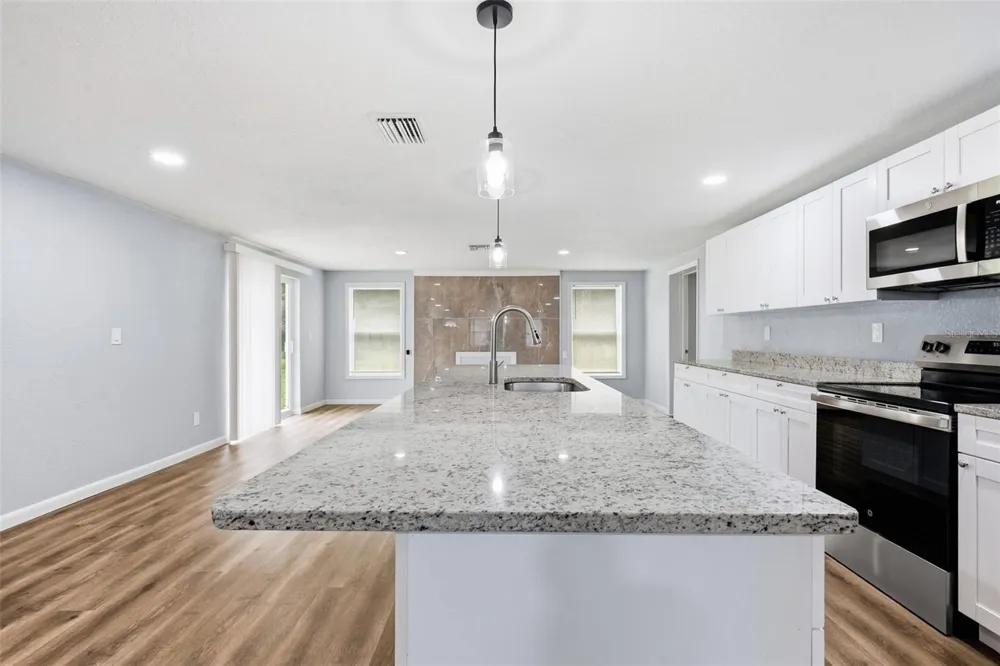 8531 HORIZON LANE Hudson, FL 34667