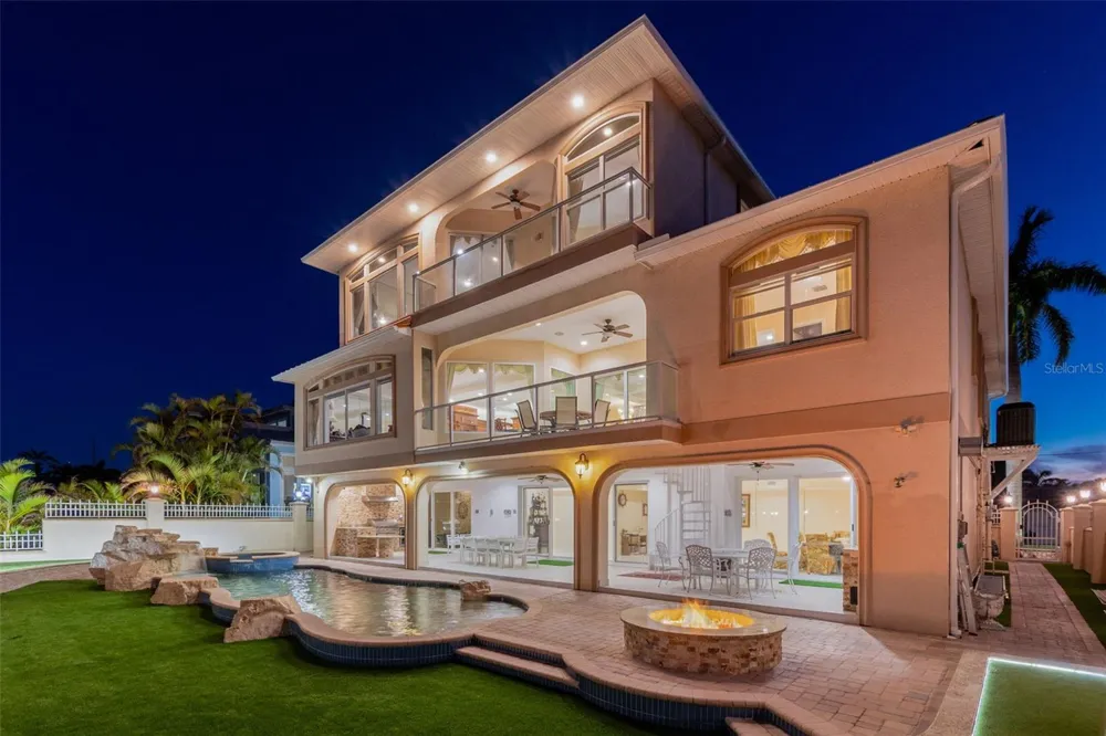 1203 BAY DRIVE Belleair Beach, FL 33786