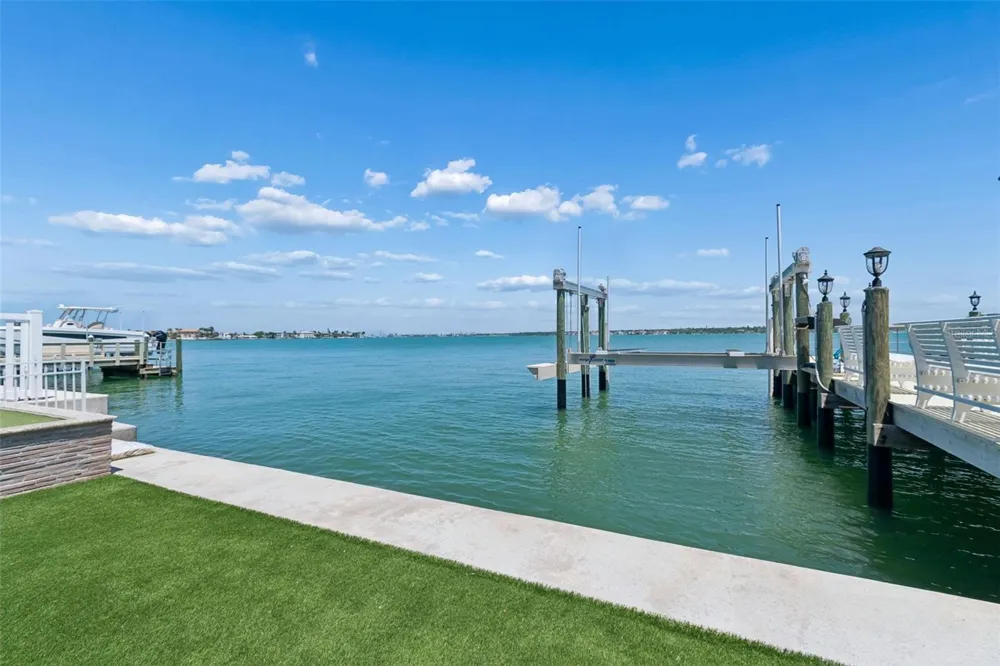 1203 BAY DRIVE Belleair Beach, FL 33786
