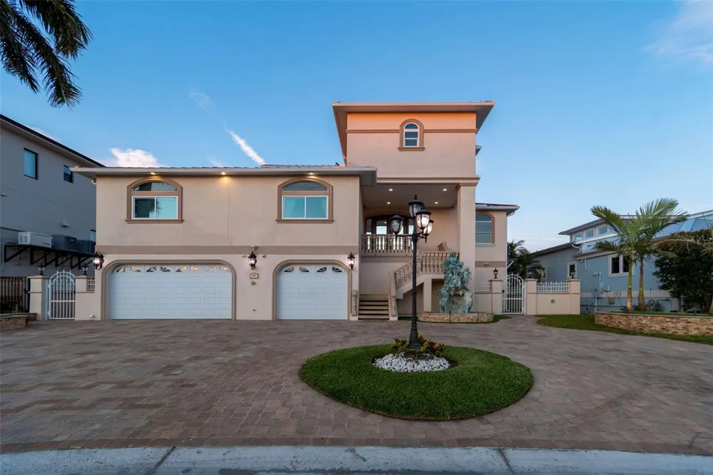 1203 BAY DRIVE Belleair Beach, FL 33786