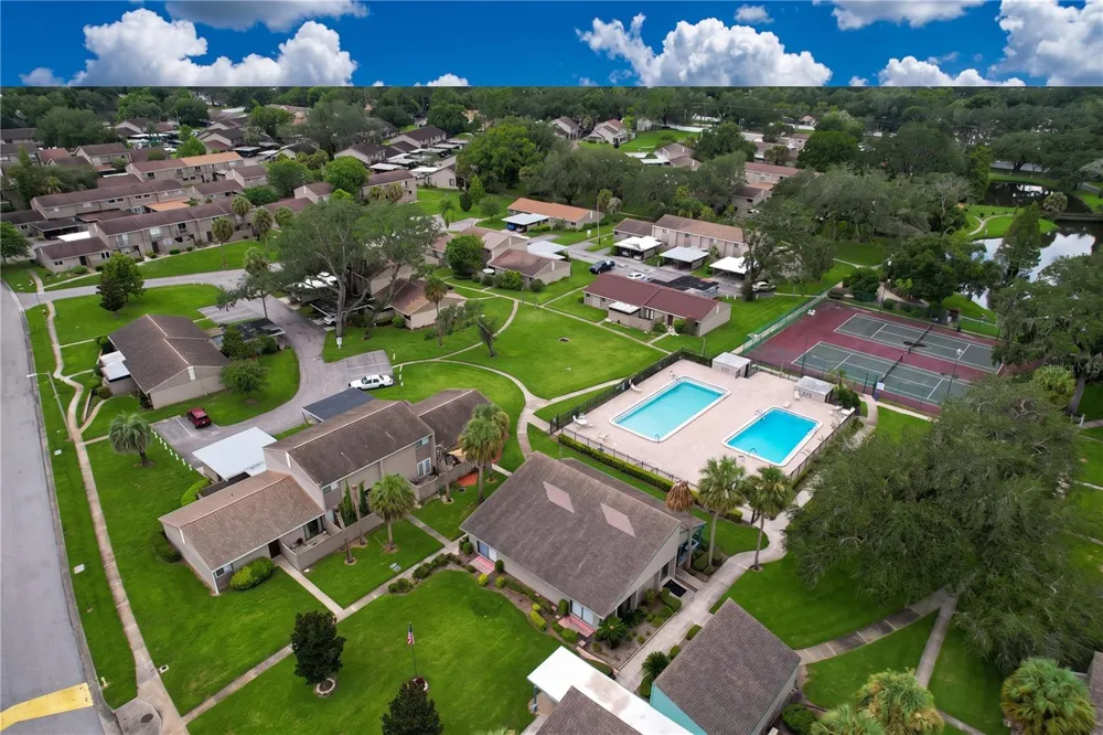 7907 SABAL DRIVE Temple Terrace, FL 33637
