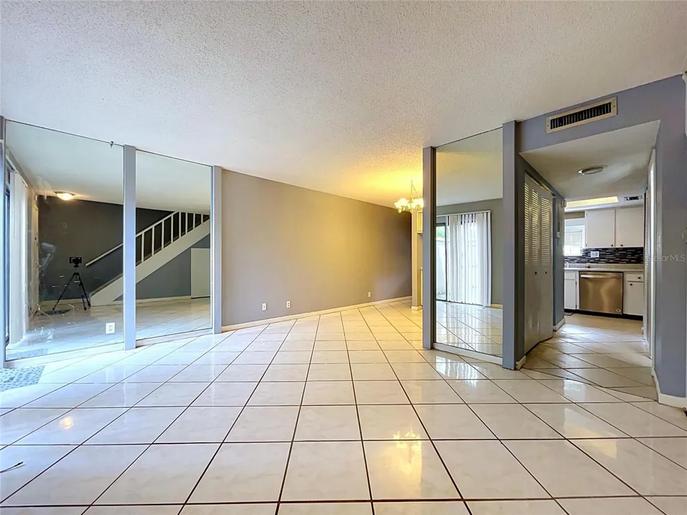 7907 SABAL DRIVE Temple Terrace, FL 33637