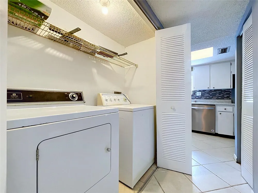 7907 SABAL DRIVE Temple Terrace, FL 33637