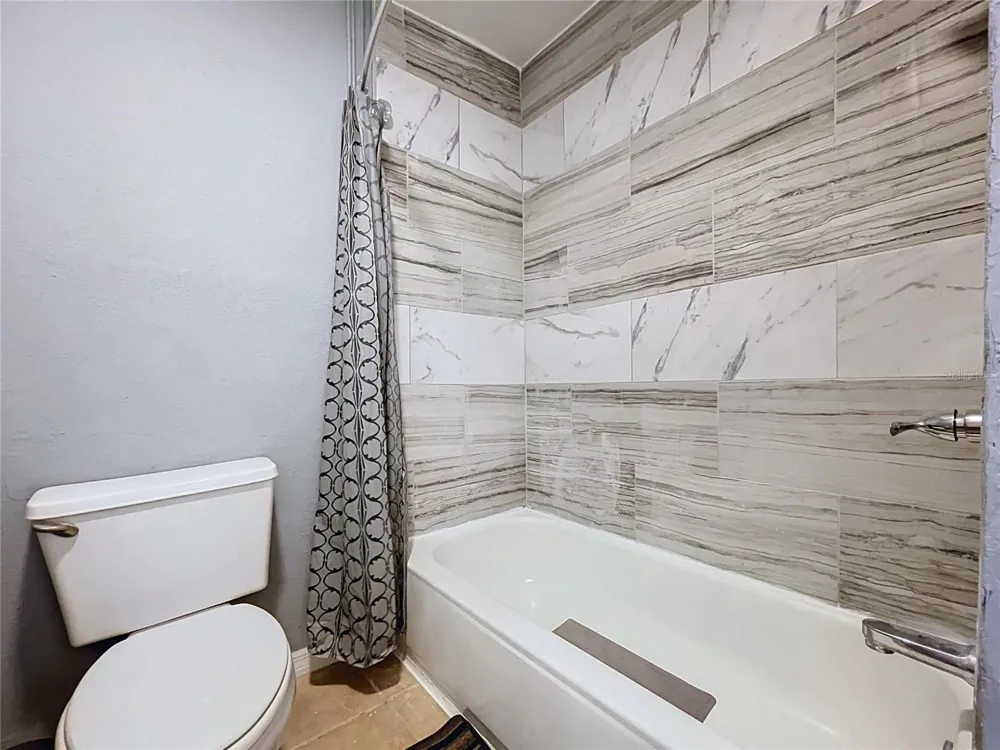 7907 SABAL DRIVE Temple Terrace, FL 33637