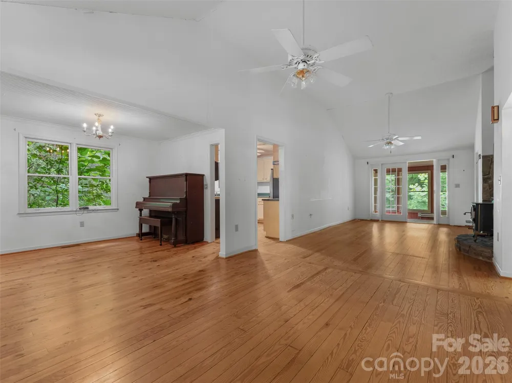 95 Substation Road Saluda, NC 28773