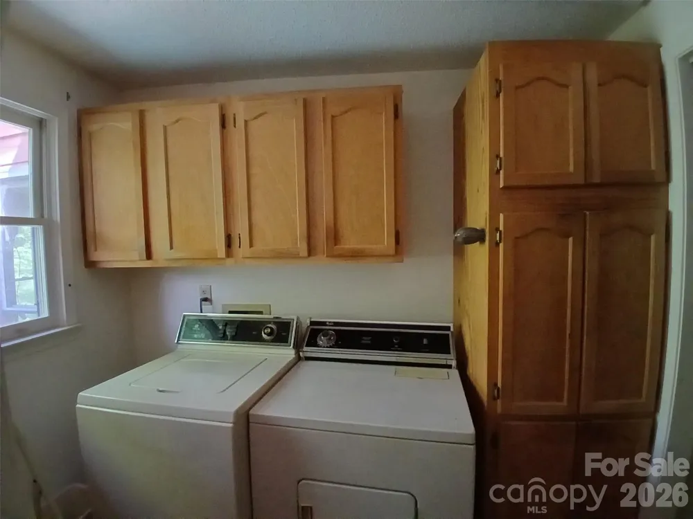 95 Substation Road Saluda, NC 28773