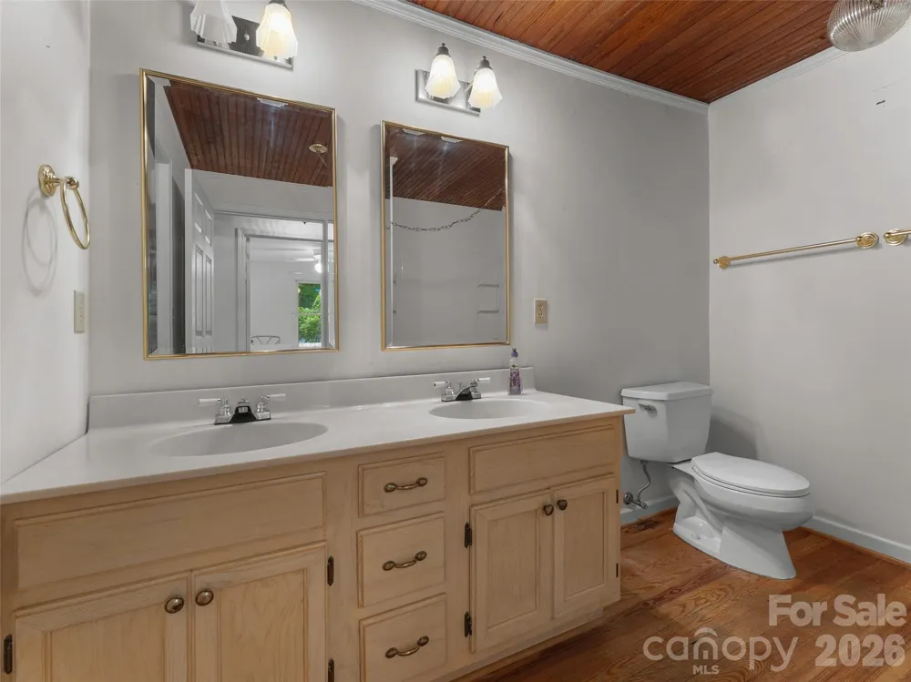 95 Substation Road Saluda, NC 28773