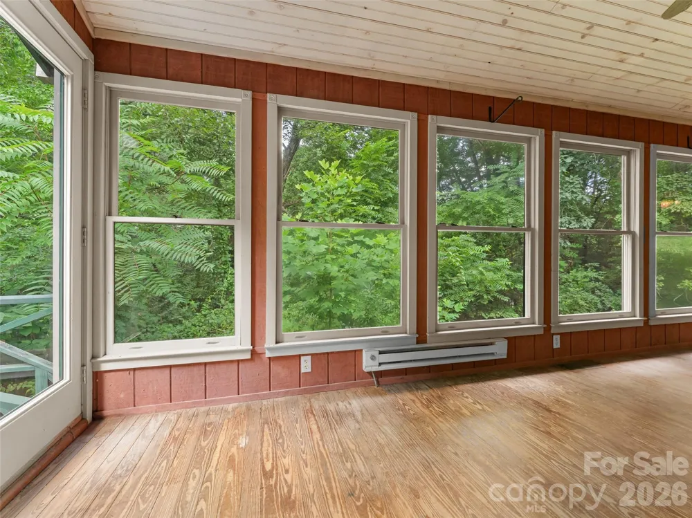 95 Substation Road Saluda, NC 28773