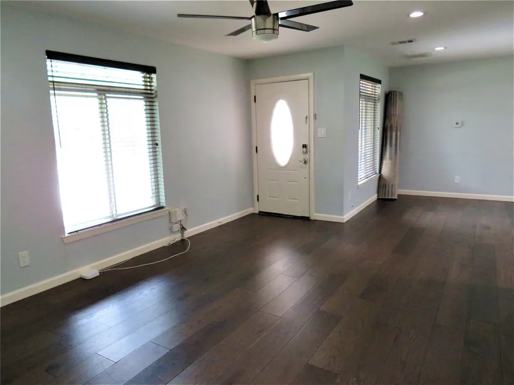 1026 Thomas Street Denton, TX 76201