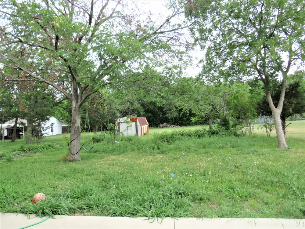 1026 Thomas Street Denton, TX 76201