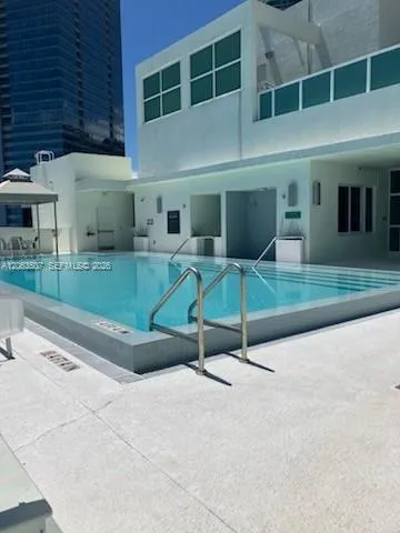 218 SE 14th St #2004 Miami, FL 33131