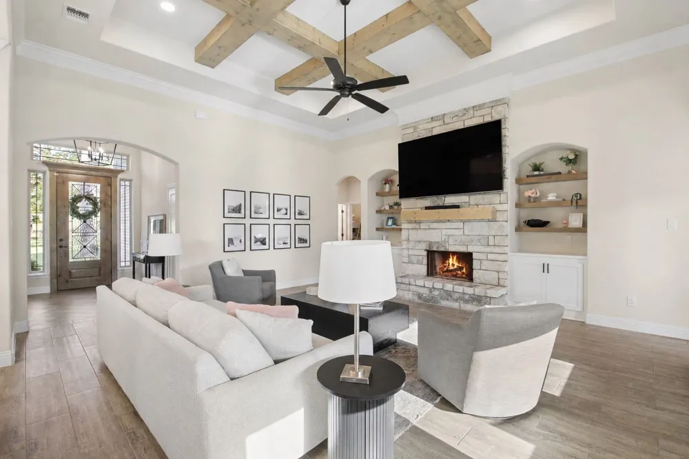 1109 Gonzollas Road Springtown, TX 76082