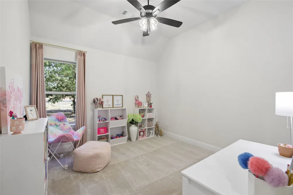 1109 Gonzollas Road Springtown, TX 76082