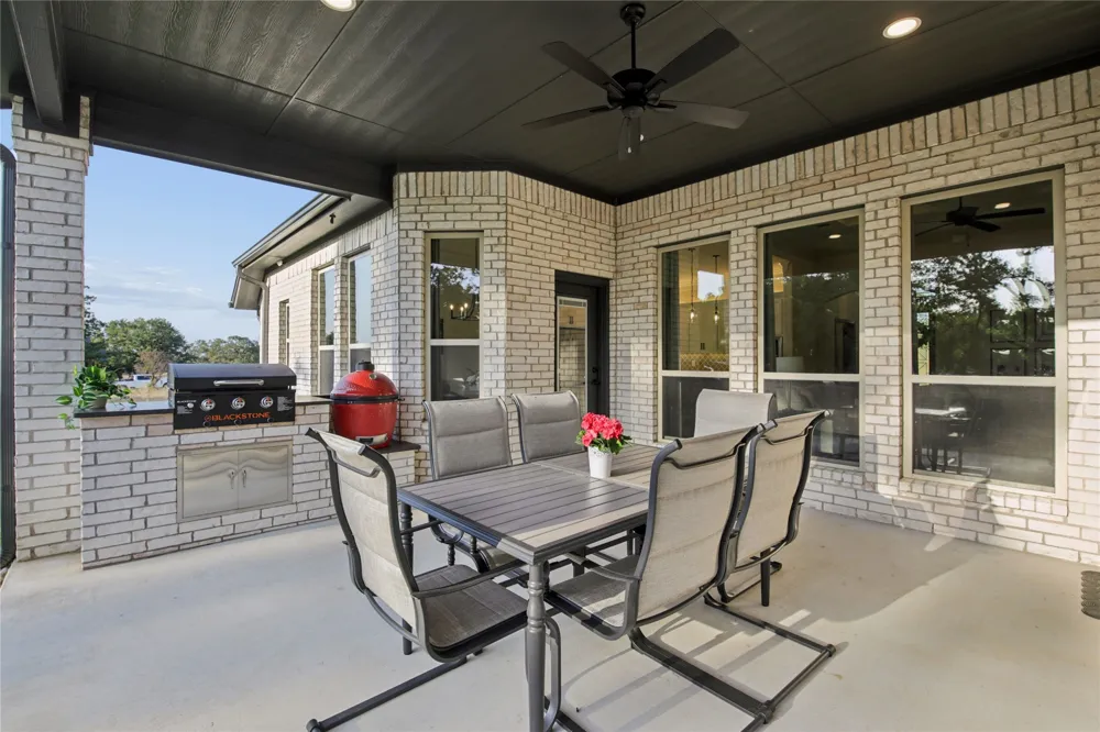 1109 Gonzollas Road Springtown, TX 76082