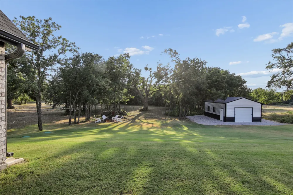 1109 Gonzollas Road Springtown, TX 76082