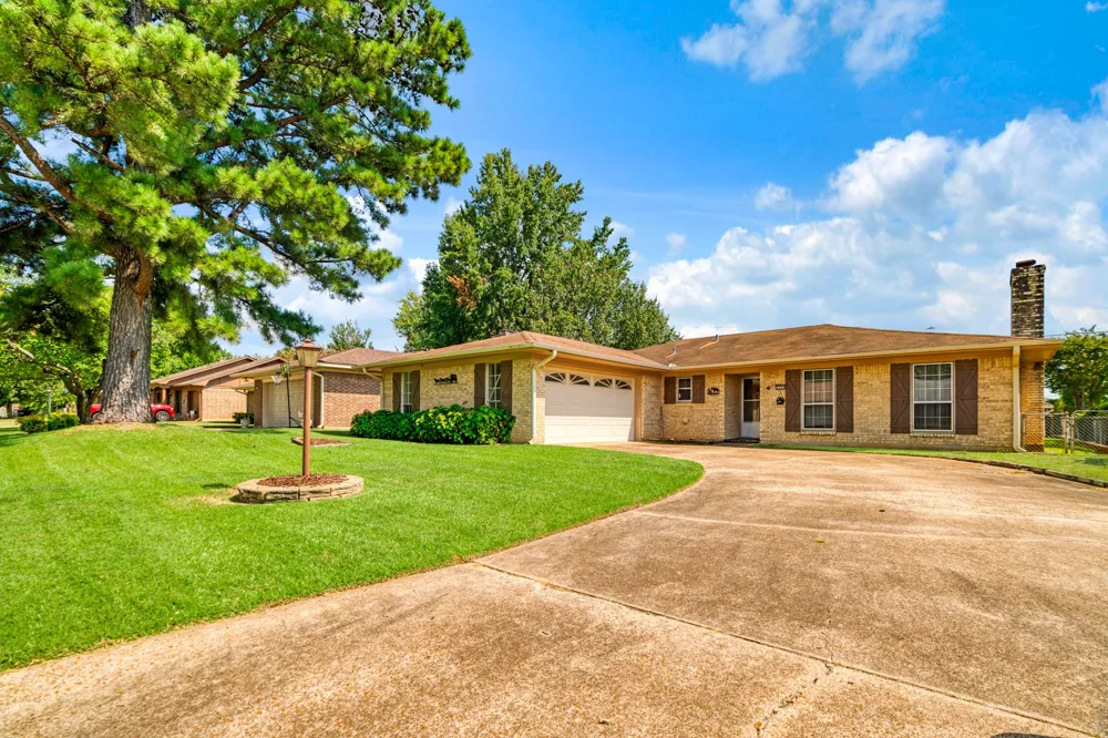 3450 Vagas Drive Paris, TX 75462