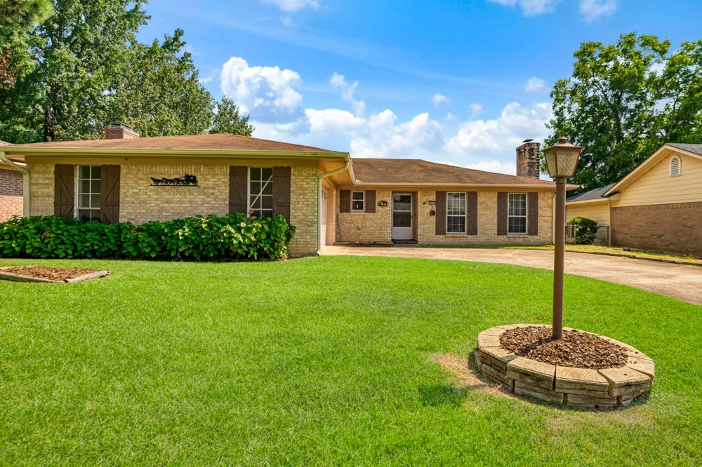 3450 Vagas Drive Paris, TX 75462