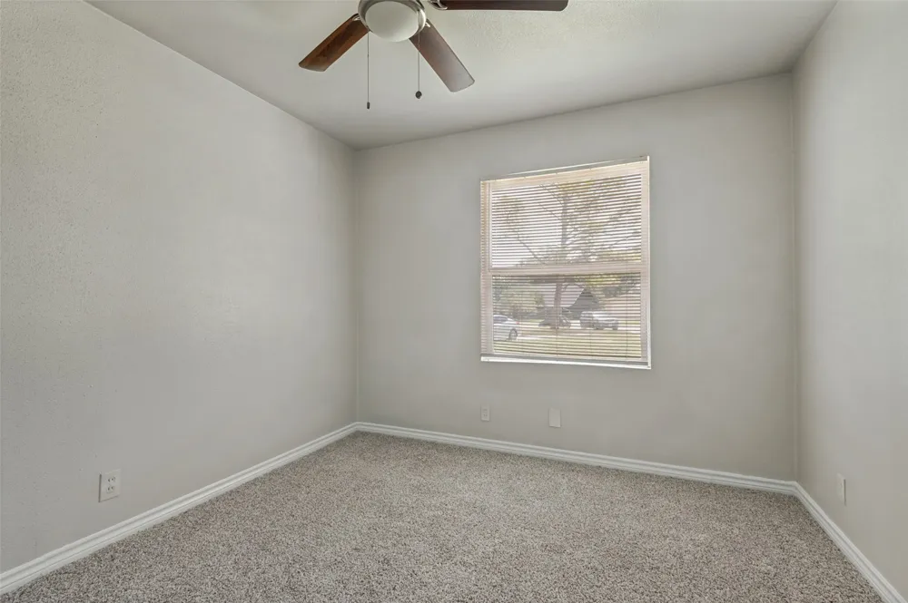 3221 Ridgeview Circle Irving, TX 75062