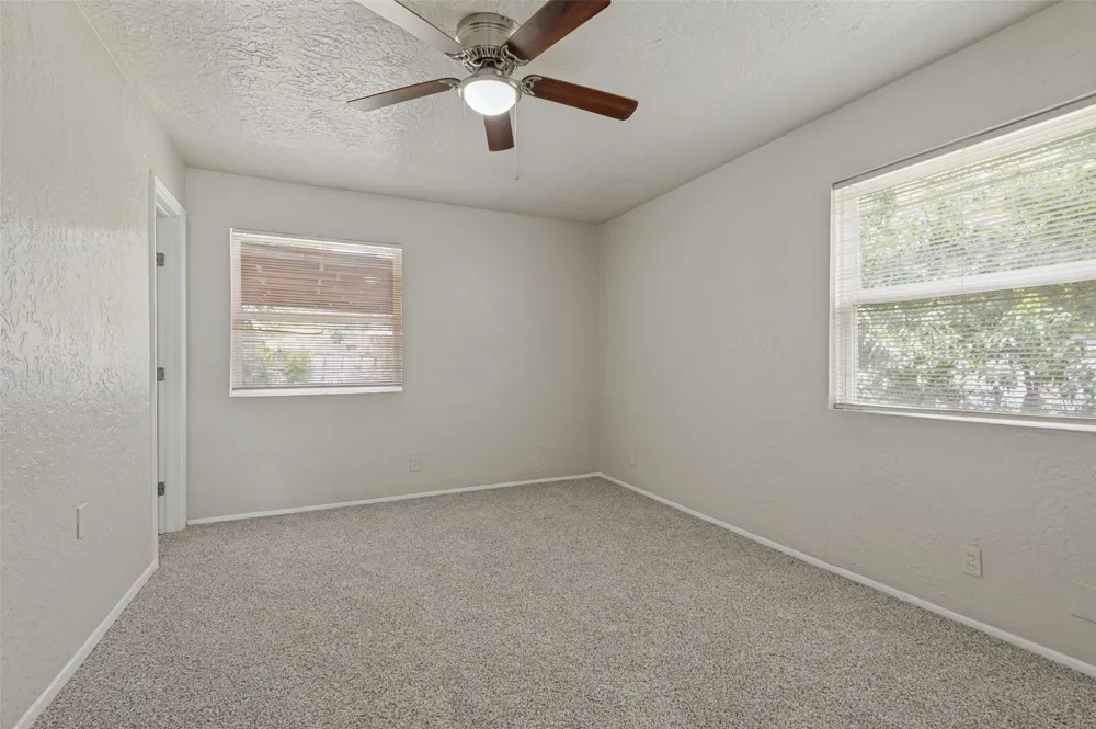 3221 Ridgeview Circle Irving, TX 75062