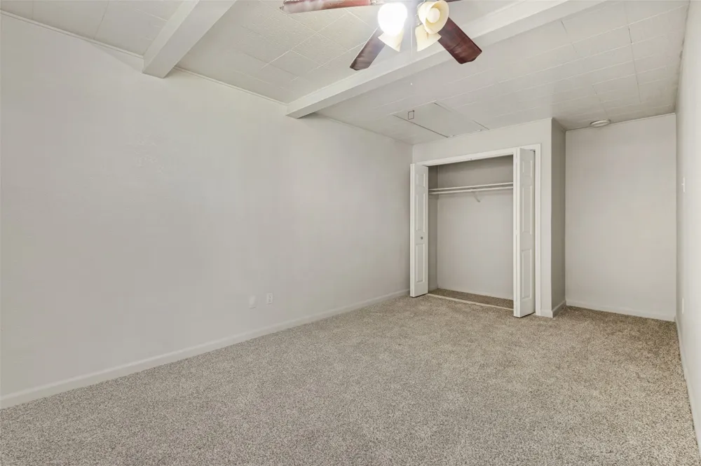 3221 Ridgeview Circle Irving, TX 75062