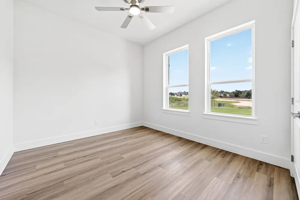 1250 Southfork Waxahachie, TX 75167