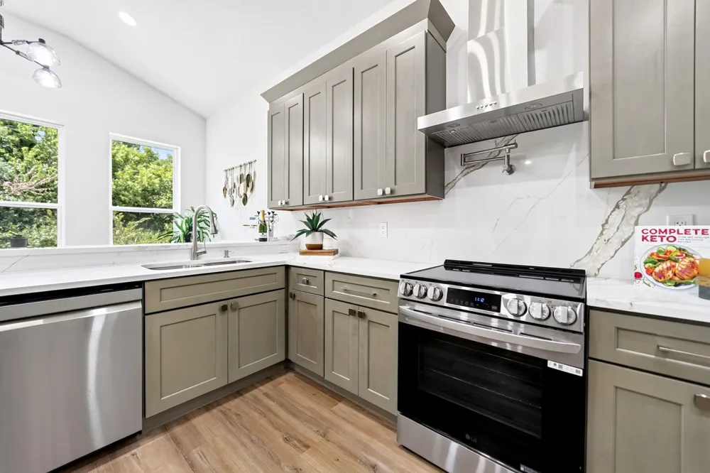 1250 Southfork Waxahachie, TX 75167