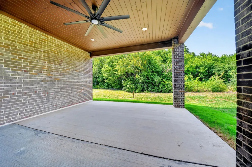 1250 Southfork Waxahachie, TX 75167