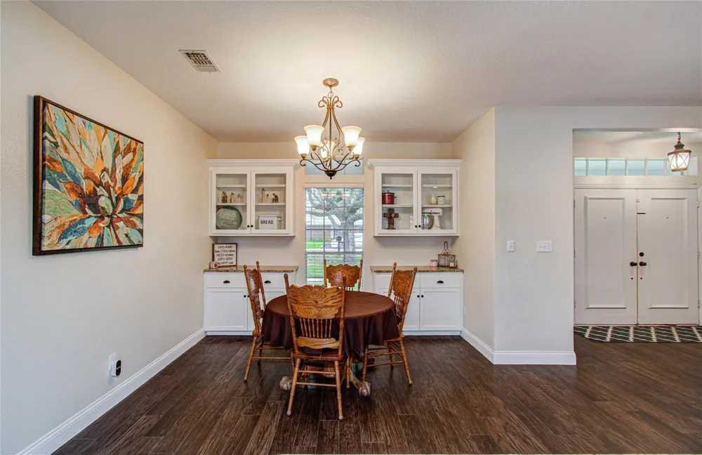 9501 Gene Street Needville, TX 77461