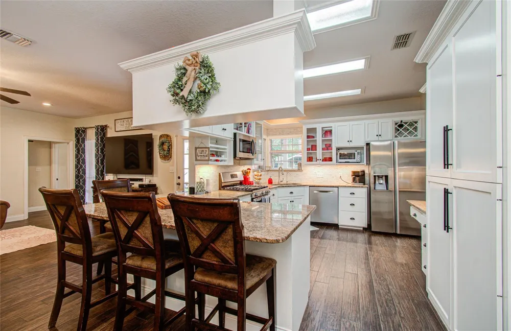 9501 Gene Street Needville, TX 77461