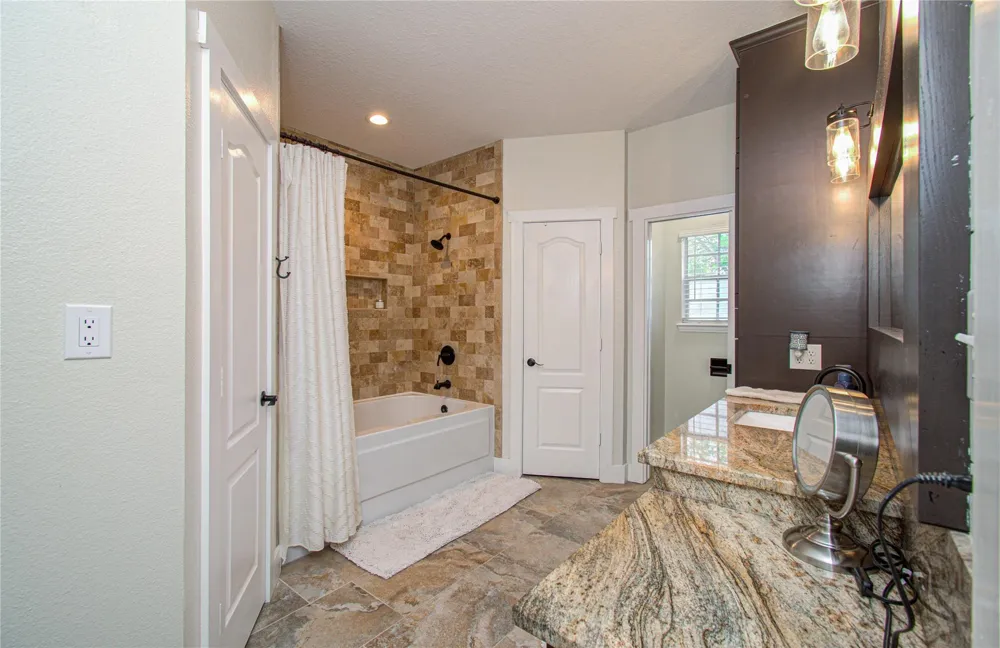 9501 Gene Street Needville, TX 77461