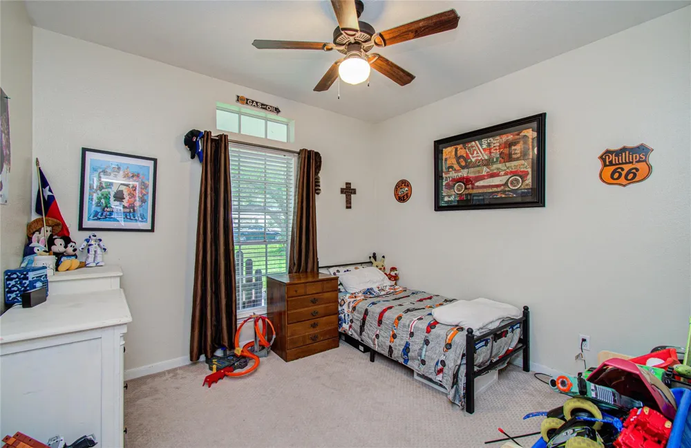 9501 Gene Street Needville, TX 77461