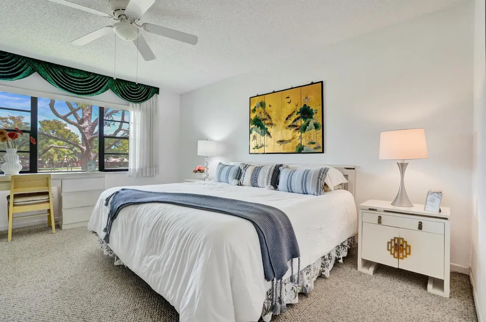 19 STRATFORD DRIVE E #Unit F Boynton Beach, FL 33436
