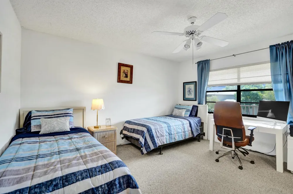 19 STRATFORD DRIVE E #Unit F Boynton Beach, FL 33436