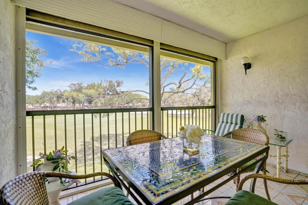 19 STRATFORD DRIVE E #Unit F Boynton Beach, FL 33436
