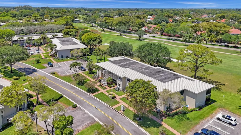 19 STRATFORD DRIVE E #Unit F Boynton Beach, FL 33436
