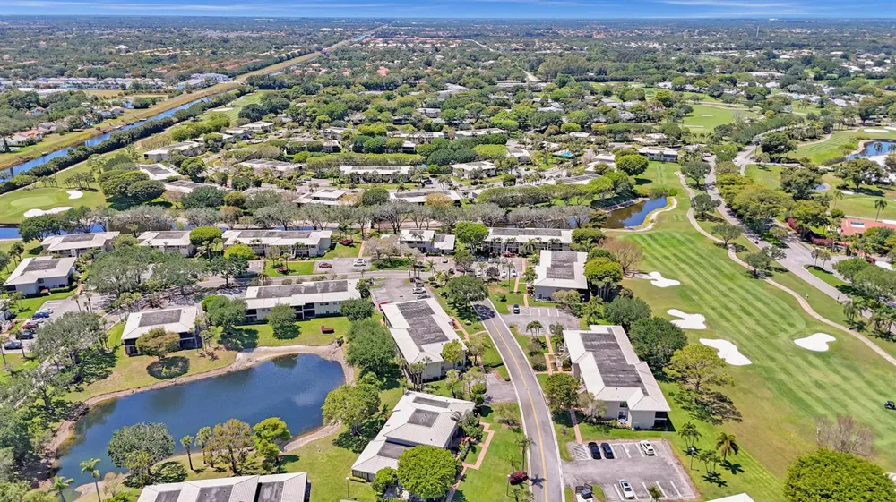 19 STRATFORD DRIVE E #Unit F Boynton Beach, FL 33436