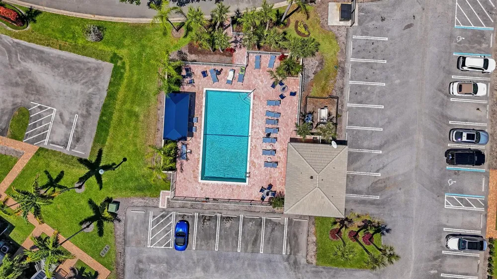 19 STRATFORD DRIVE E #Unit F Boynton Beach, FL 33436